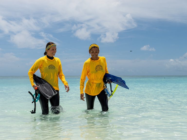 Master Reef Guides: The Storytellers, Scientists & Stewards of the Great Barrier Reef